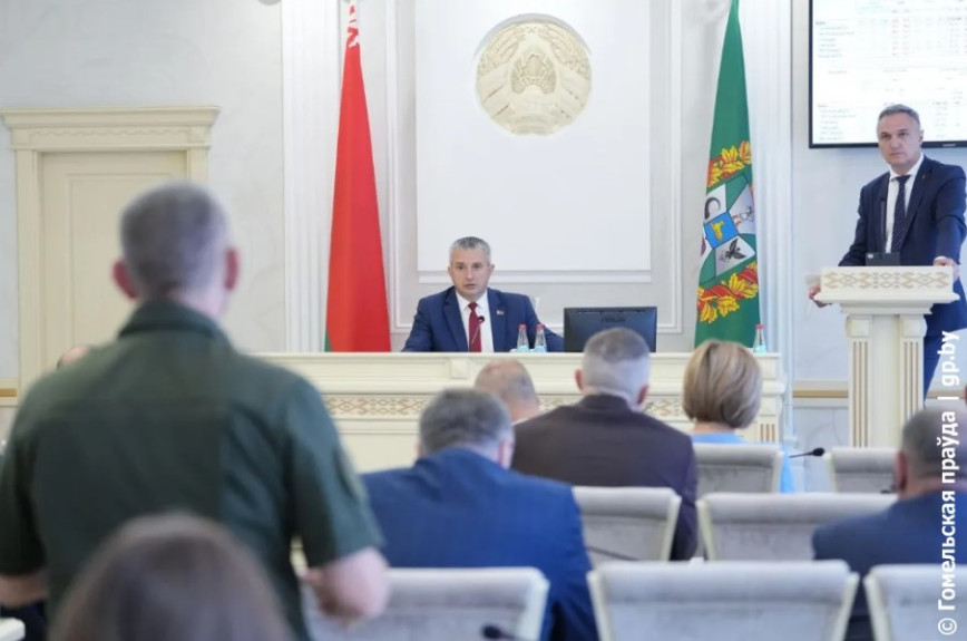 У Гомелі абмеркавалі дзейнасць прадпрыемстваў, якія ўваходзяць у канцэрн «Беллеспаперапрам»