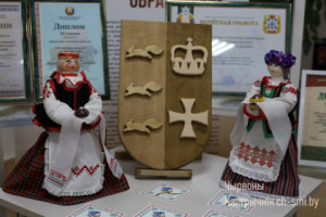 Передвижная областная выставка «В единстве народа – сила страны», посвященная истории и современности Беларуси, представлена в Октябрьском районе